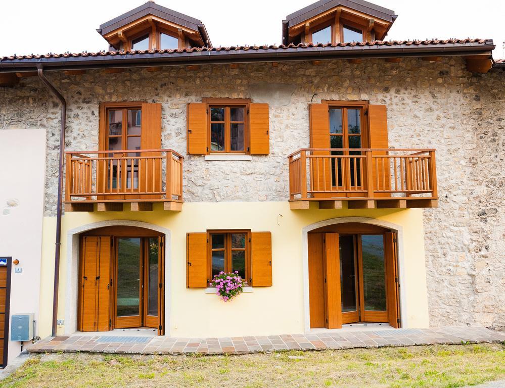 Ca' Dei Boieti Casa Vacanze Ronzo-Chienis Δωμάτιο φωτογραφία